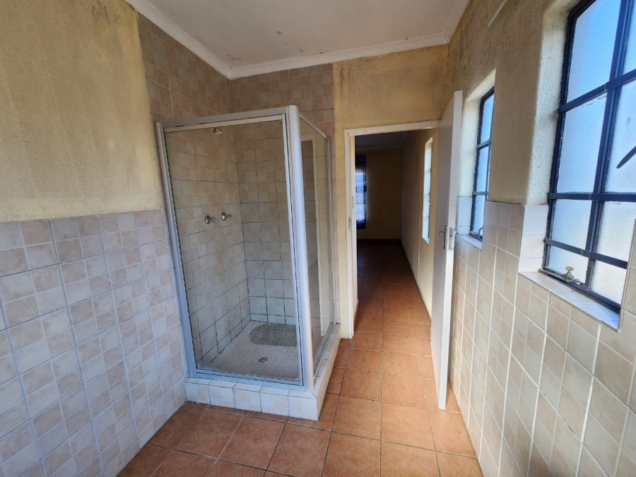 To Let 3 Bedroom Property for Rent in Geelhoutpark North West